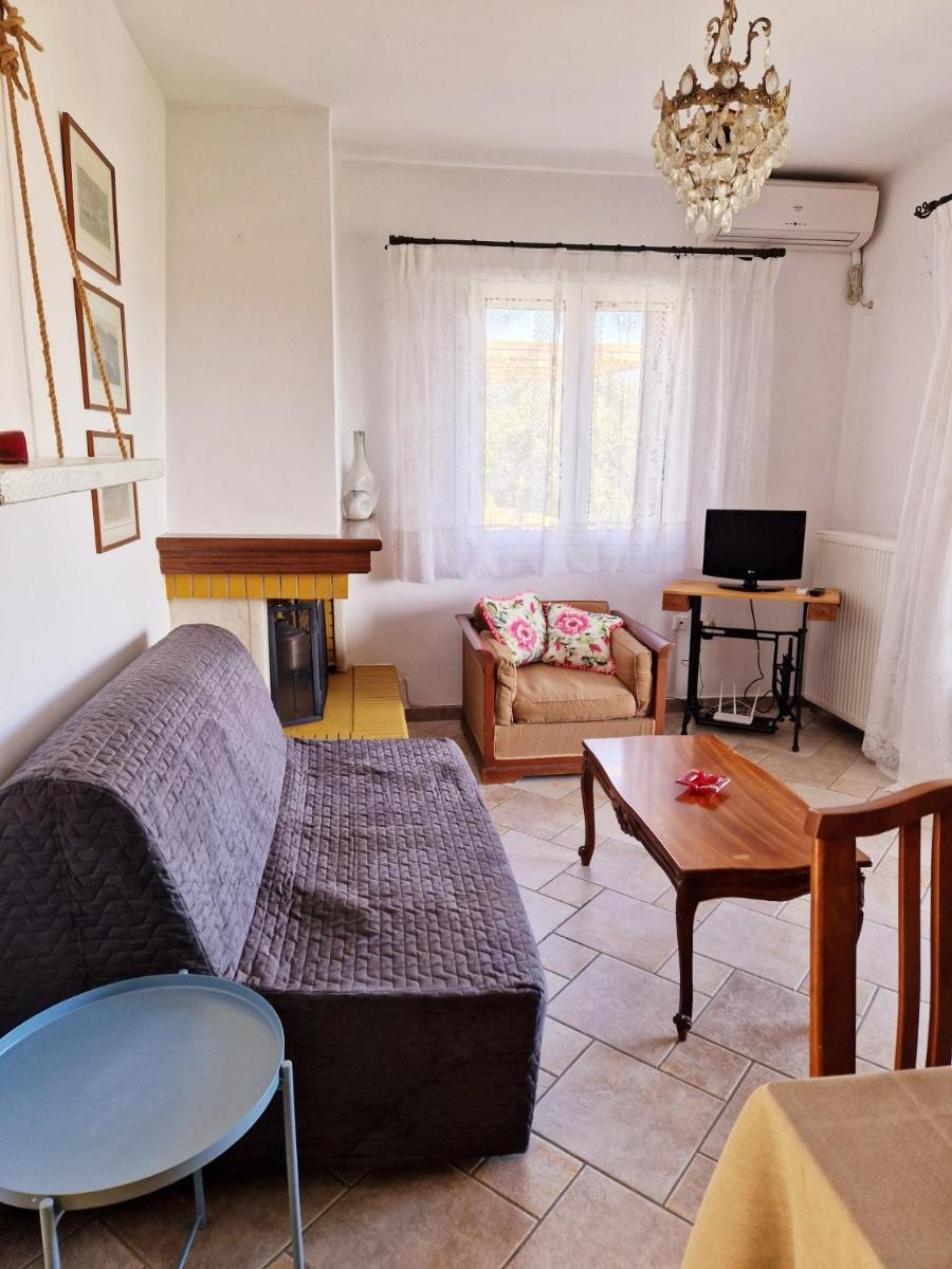 Elaia country living - Housity