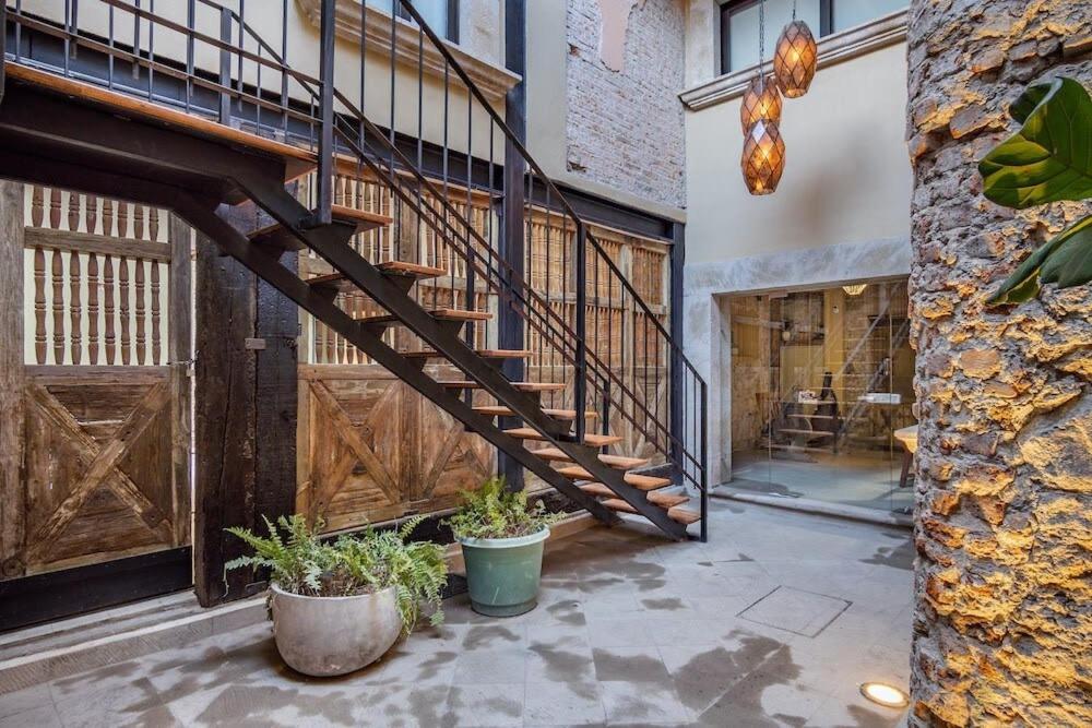 Casa Pandurata, Double Queen Suite in Centro San Miguel - Housity
