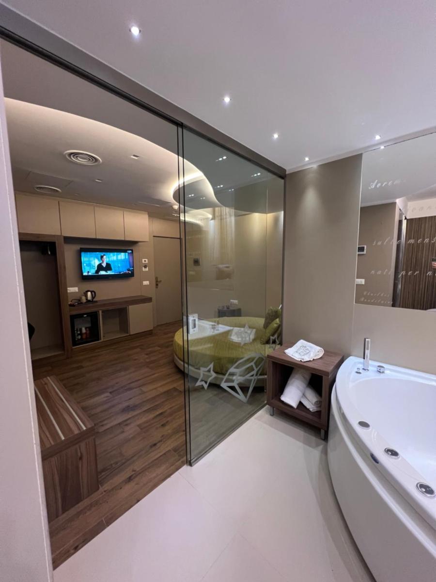 Hotel Smeraldo - Housity