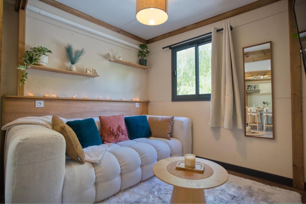 Cosy Lodge - spa, terrasse & parking - Housity