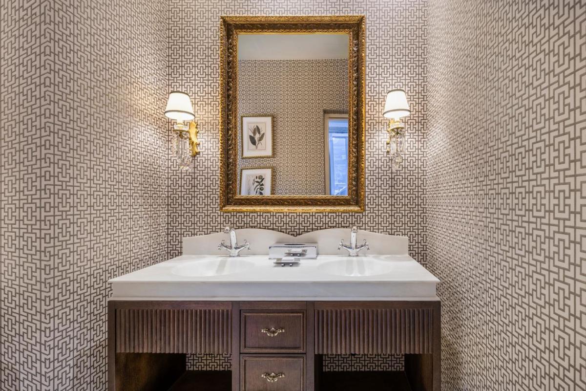 Un baño de Hotel Palacio del Retiro, Autograph Collection