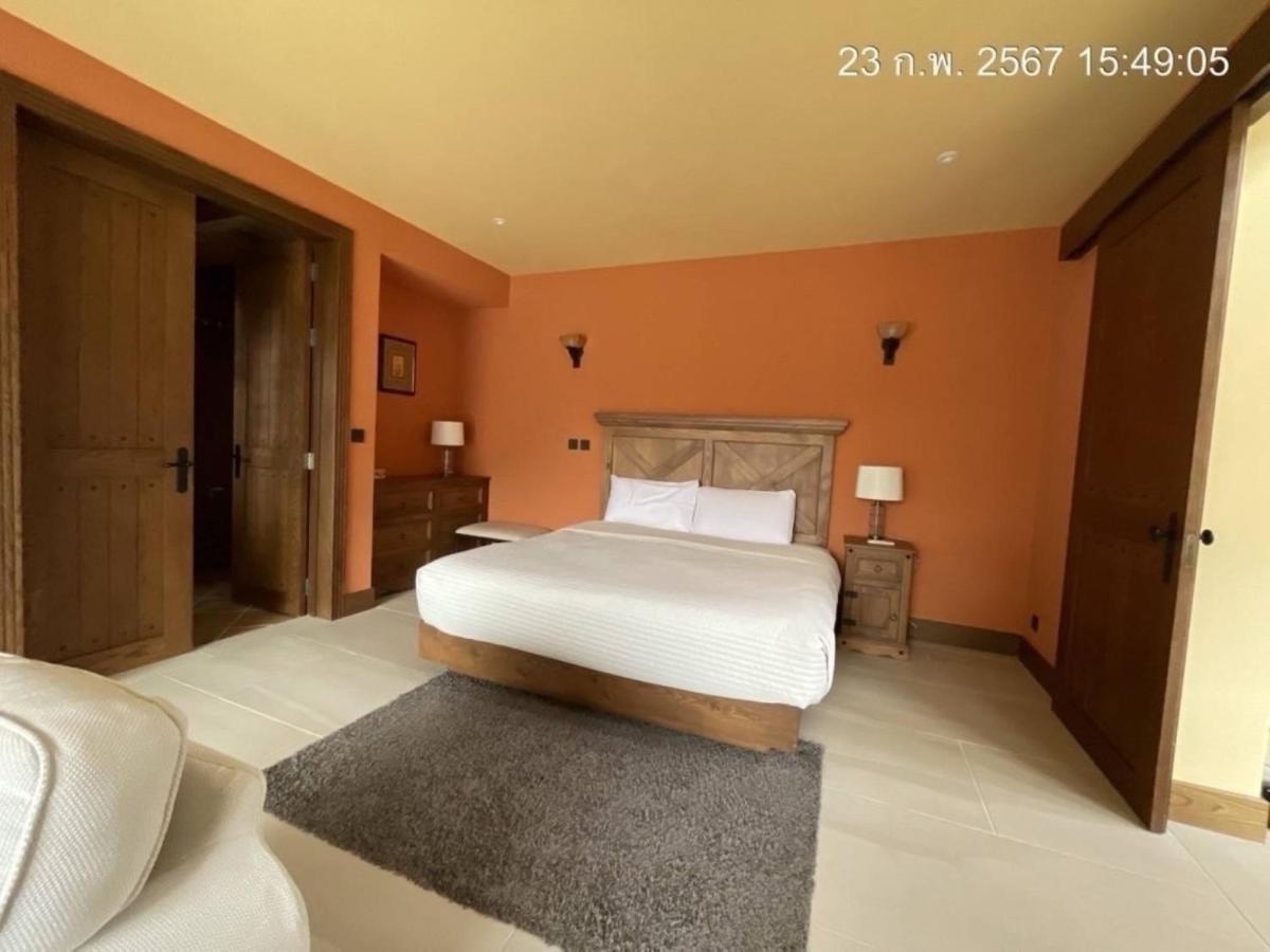 Toscana Pool Villa Khao Yai - Housity