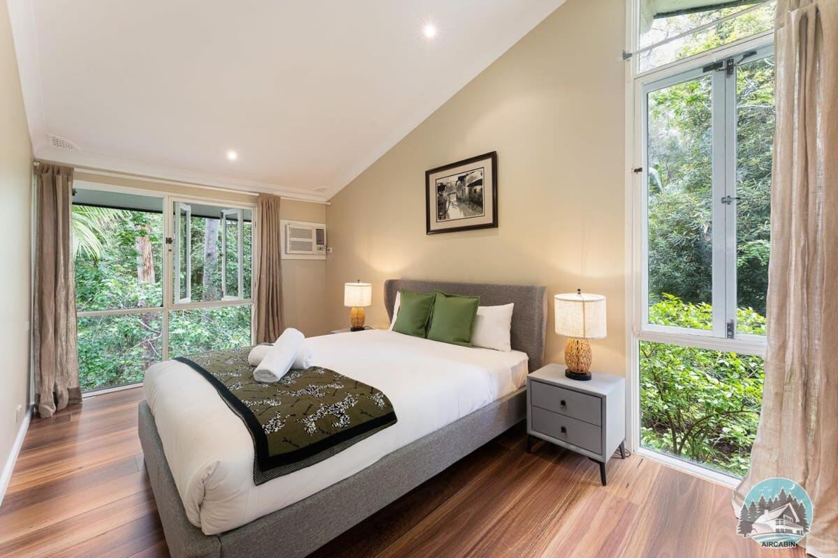 Suitetrails - Aircabin - Warrawee - Sydney - 5 Beds House