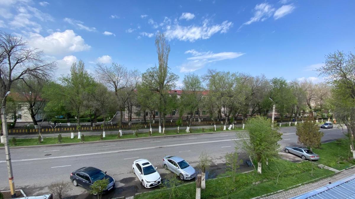 2х комнатная квартира на Айтиева - Hizvo