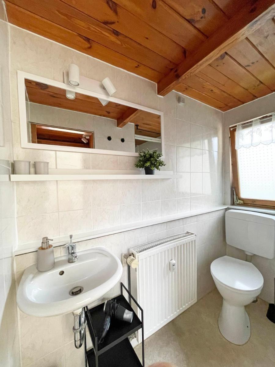 Tiny House mit Garten in See-Nähe - Housity