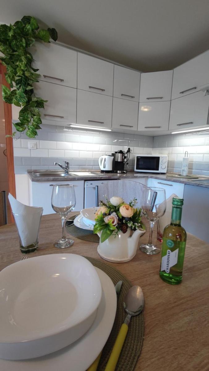 Limonádé Apartman - Housity