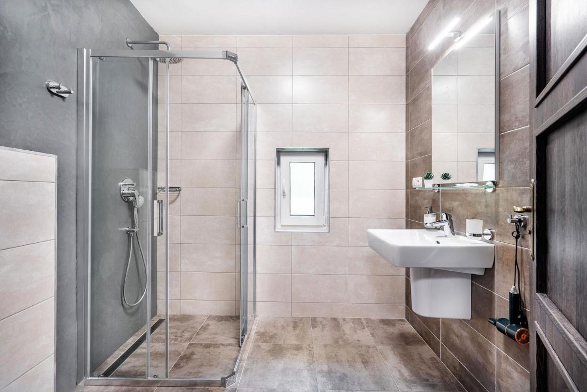 Room Mesi - Housity