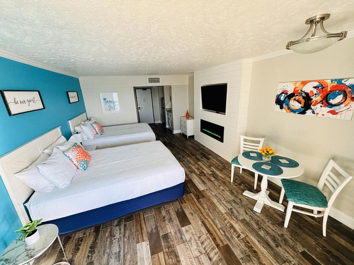 Sea La Vie Oceanfront Studio - Housity