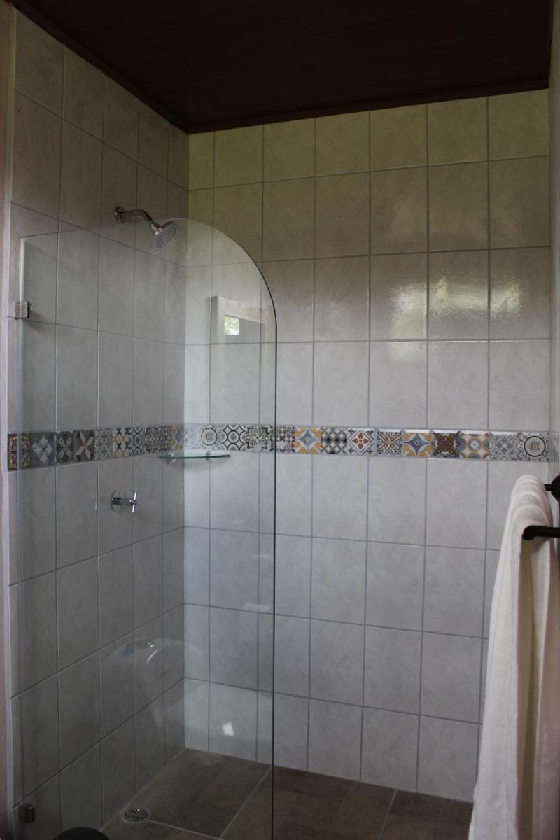 Habitación a 26 kilómetros de Jaco, Tulin Azul - Hizvo