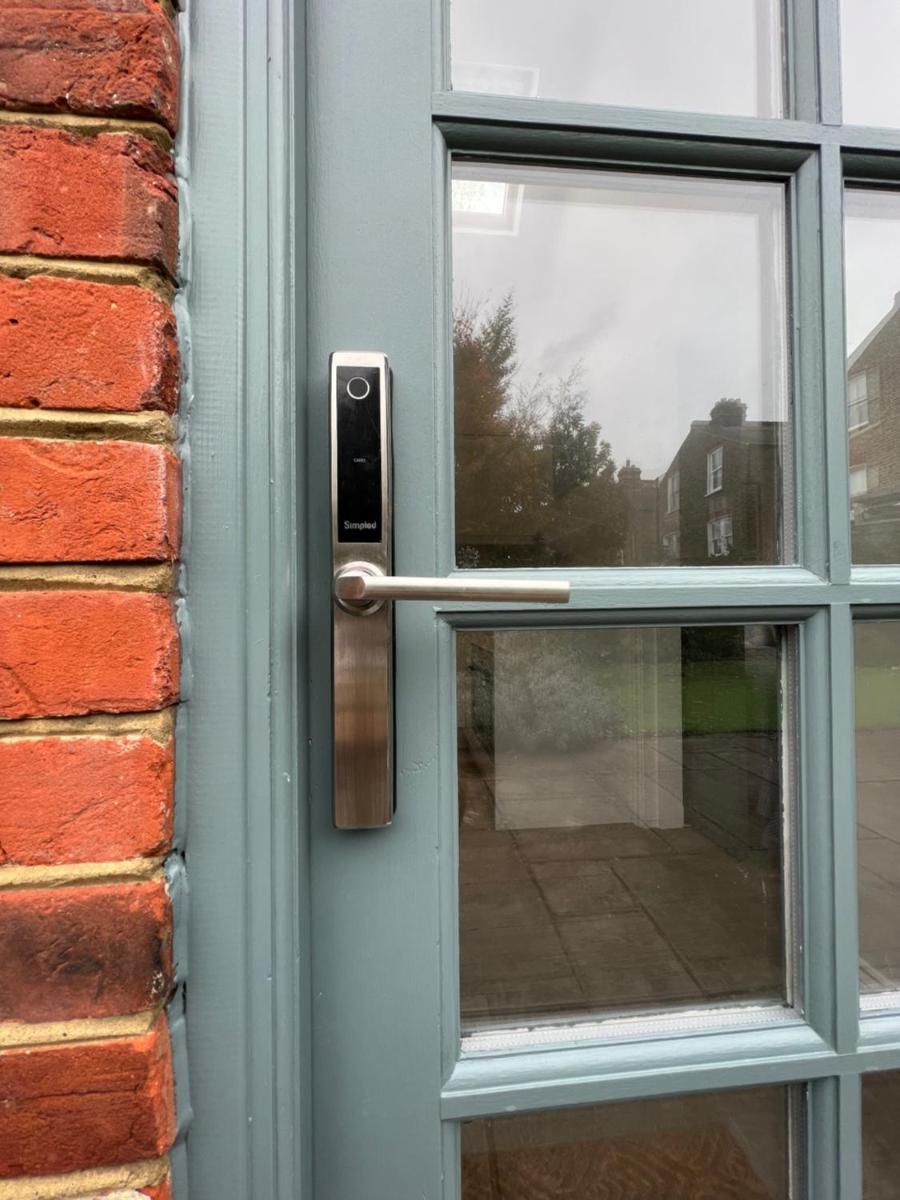 Forge Cottage - Pretty 1 Bedroom Cottage with Free Off Street Parking - Housity