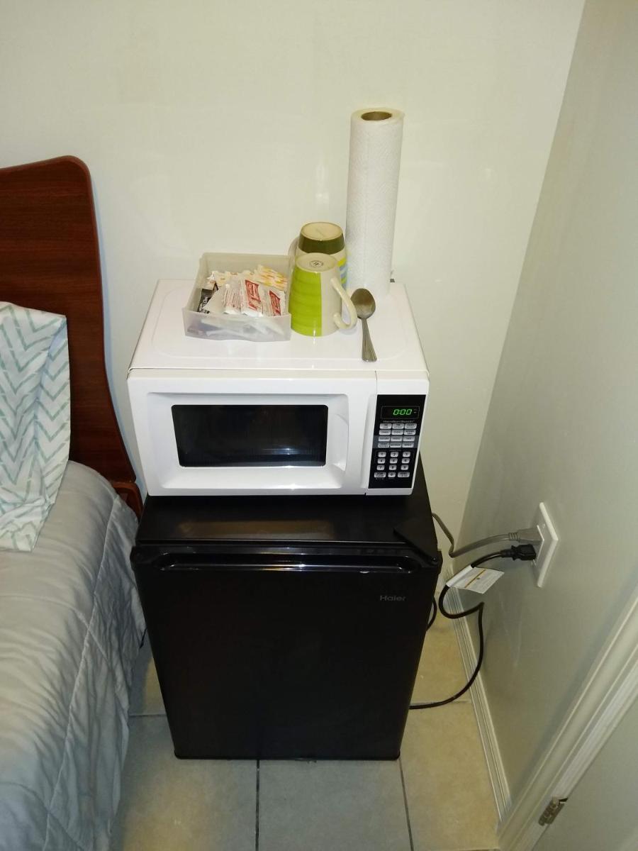 Two Bedroom Apartment - North East Bronx - Housity