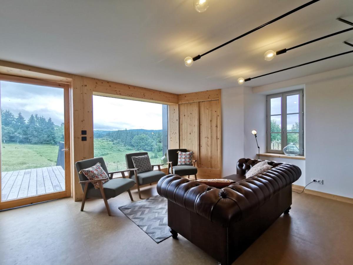 Gîte de Charme en Forêt: Nature, Confort, et Intimité Proche de Lyon et Clermont-Ferrand - FR-1-582-356 - Housity