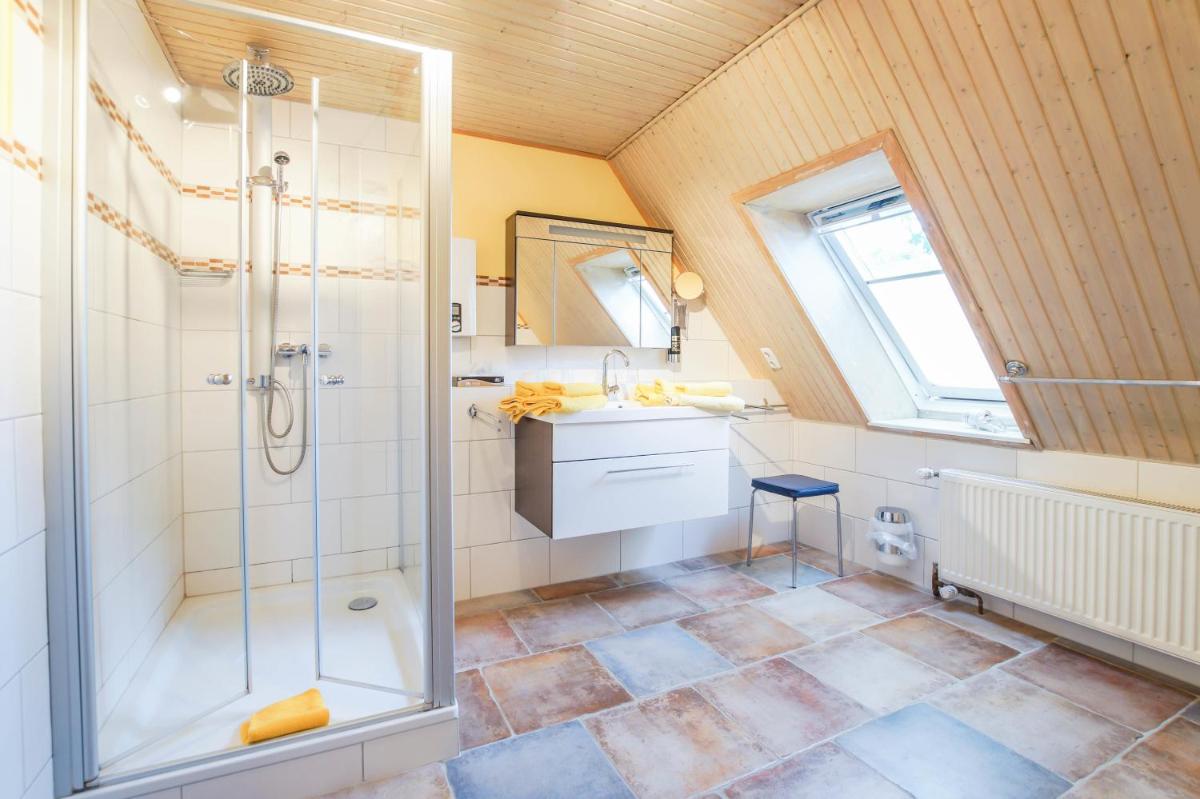 Pension Lindenkrug - Housity