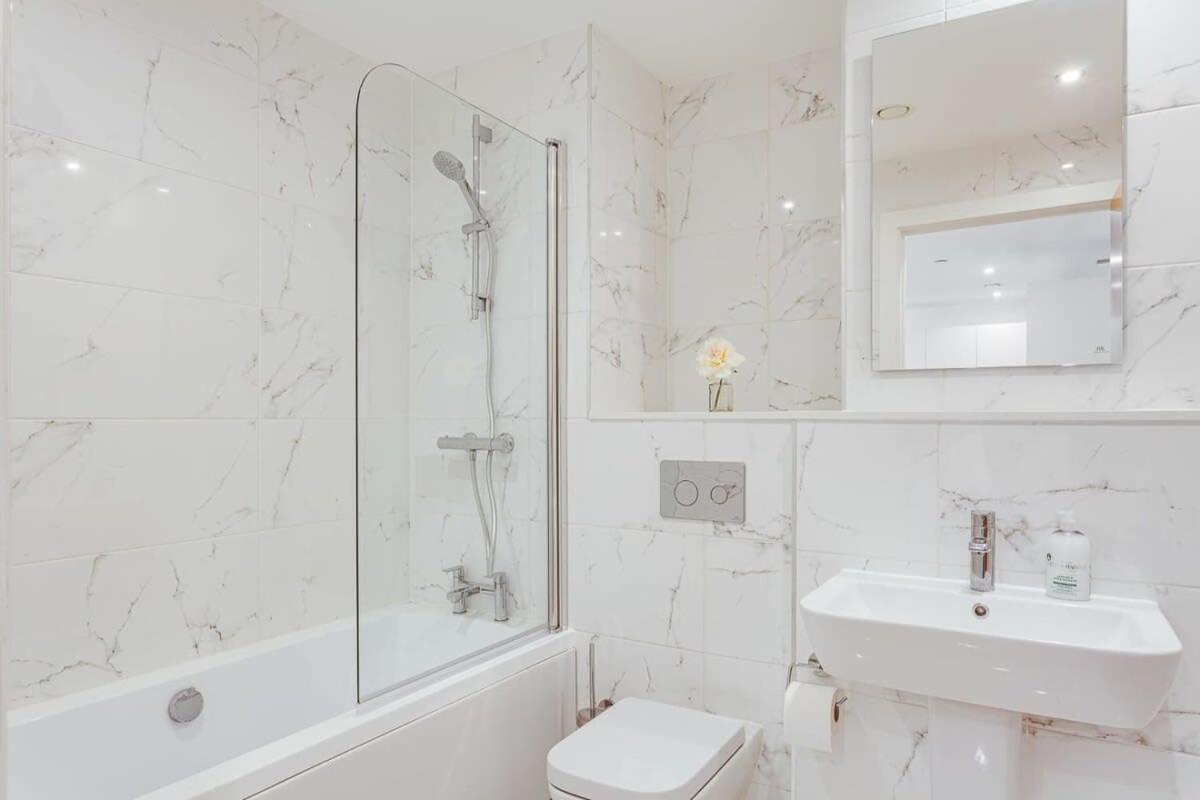 Modern and Stylish 1Bed Flat Centrally Located - Housity