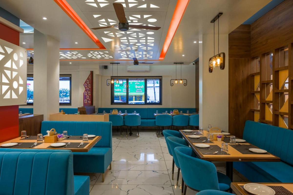 Hotel Pragati - Housity