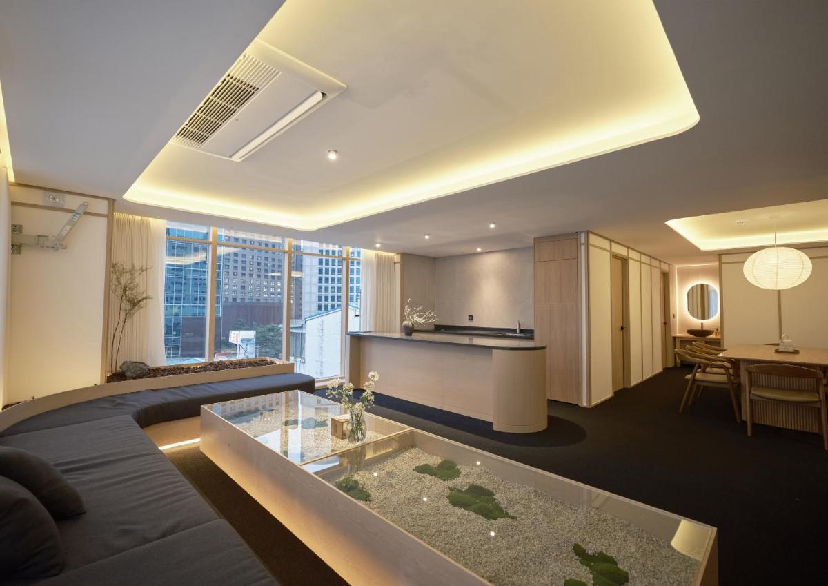 Suitetrails - UH Suite Seoul Deoksugung