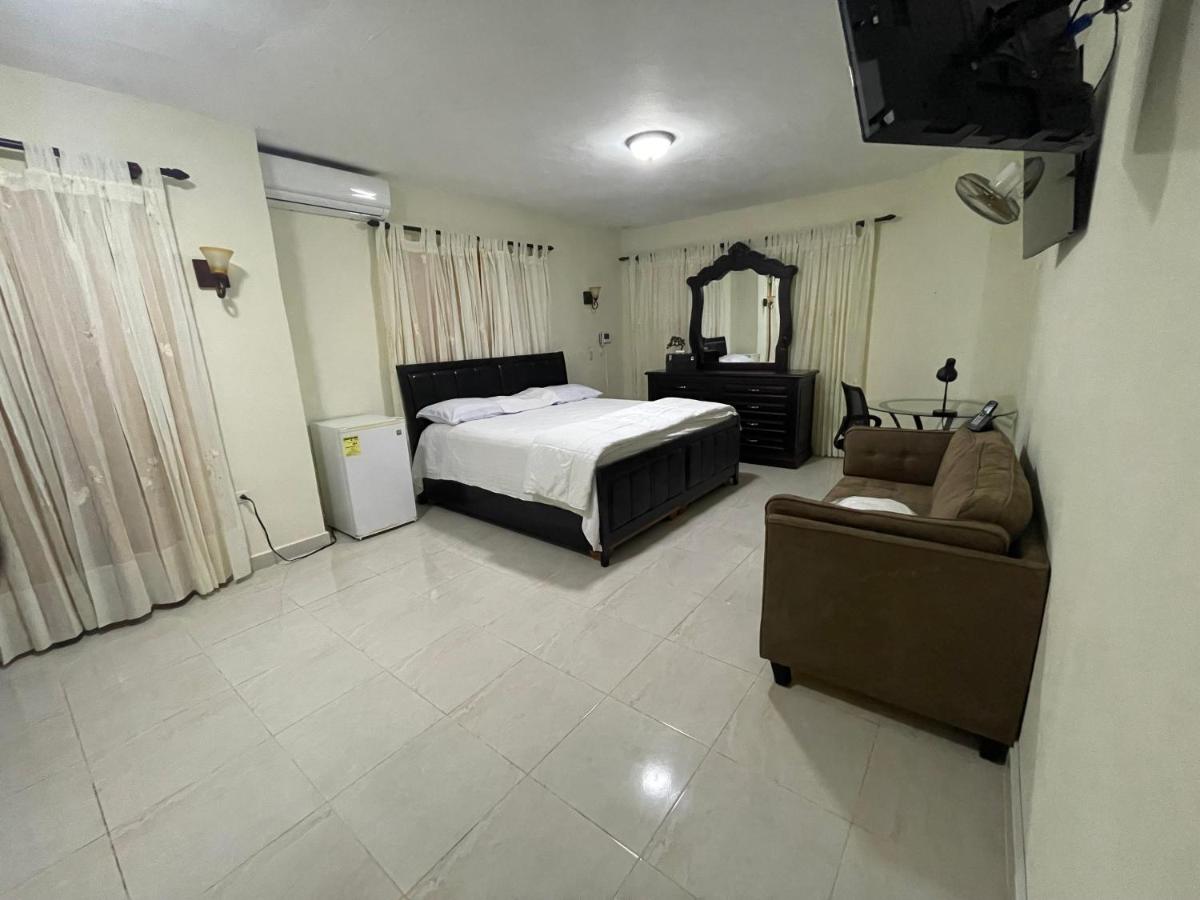 Suitetrails - Maria's Entire House HIGUEY 2BD