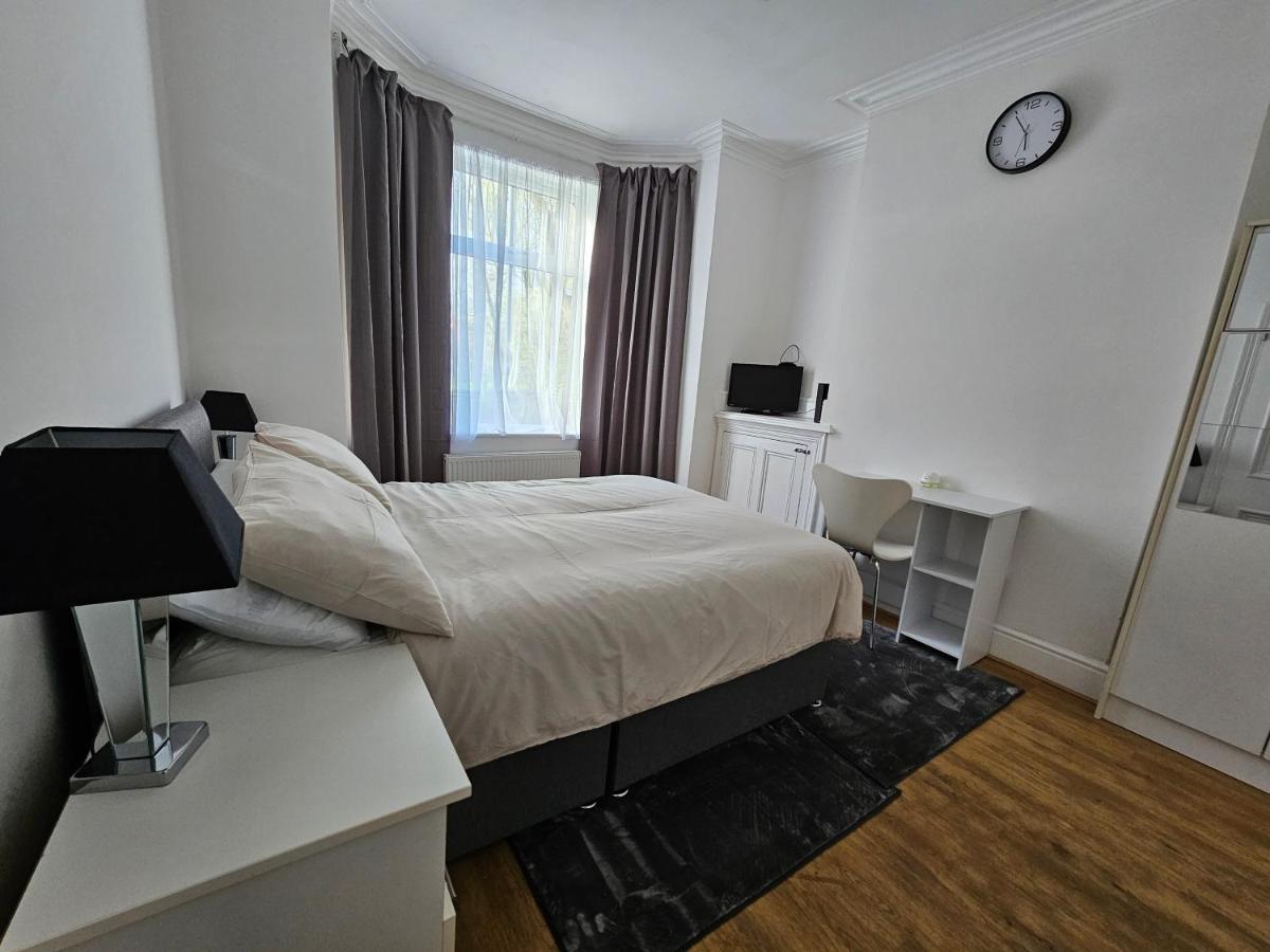 Stylish & Quiet Space - Housity