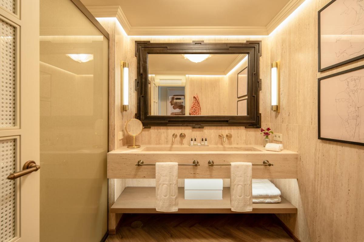 Un baño de Only YOU Hotel Sevilla
