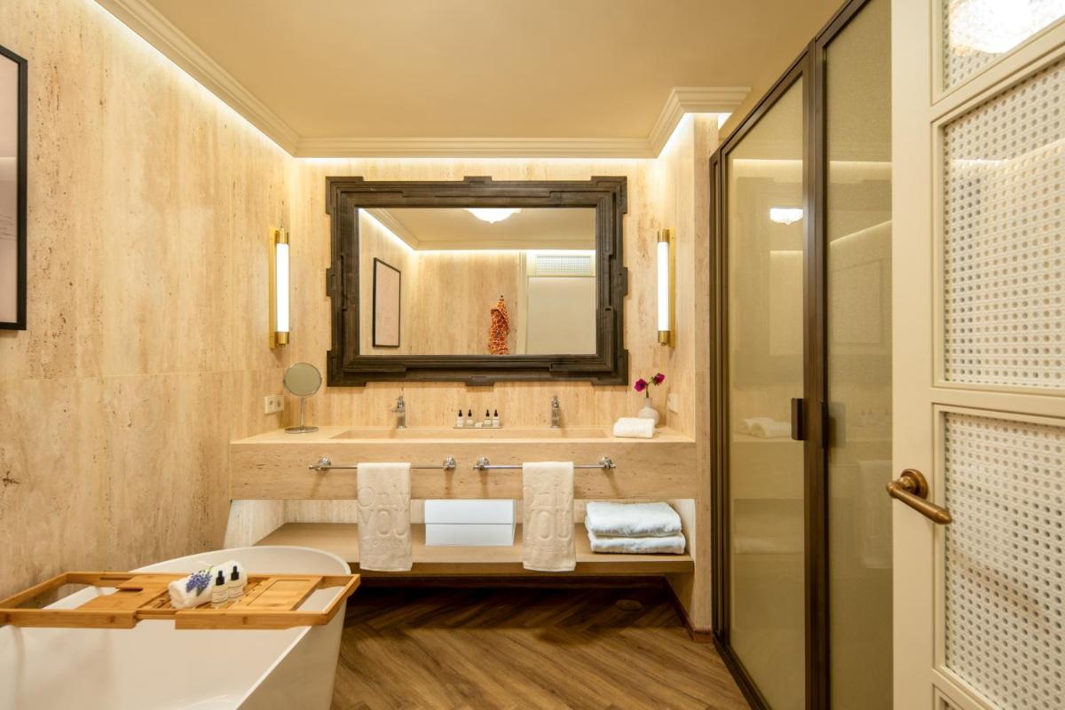 Un baño de Only YOU Hotel Sevilla