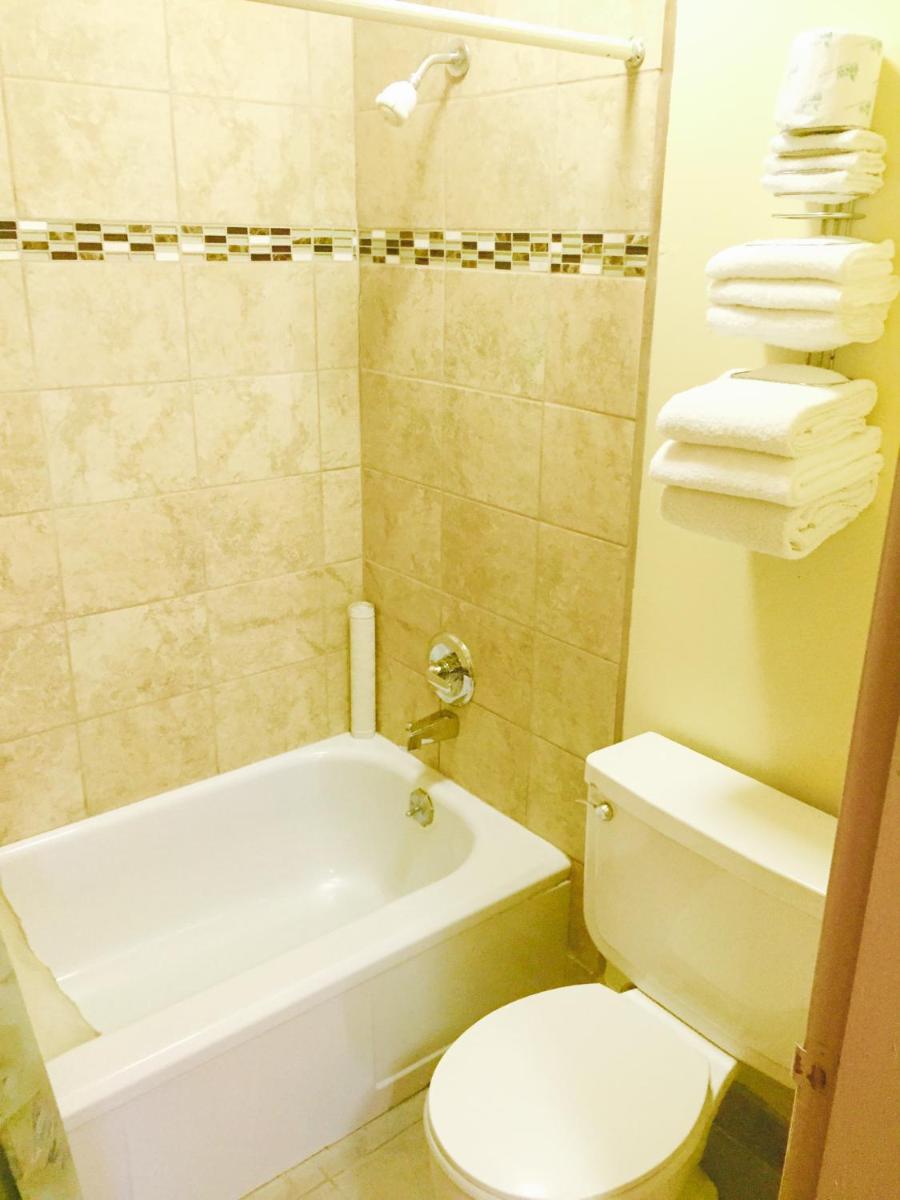 Travelers Inn Motel - Housity