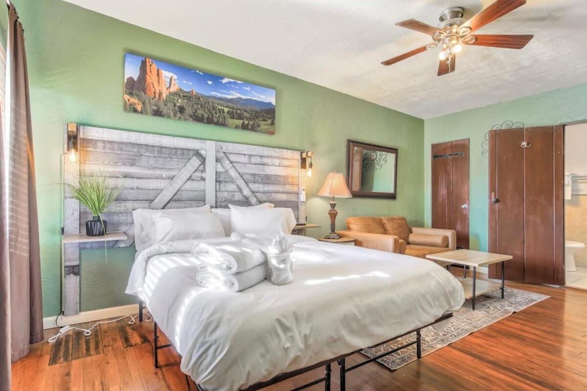 1BD Suite Close to Red Rocks Dogs Welcome! - Hizvo