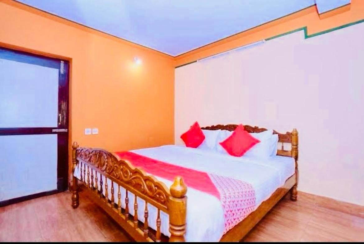 Daneys Castle - Housity
