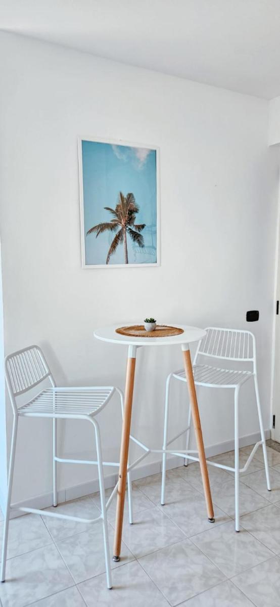 Casa Marzy- Charming Tropea Studio with Pool, Sea & Volcano Views - Housity