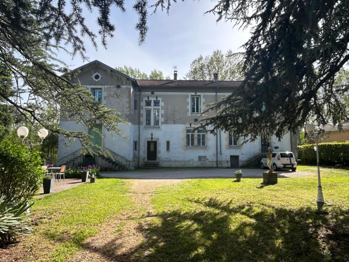Le Parc aux Cedres - Housity