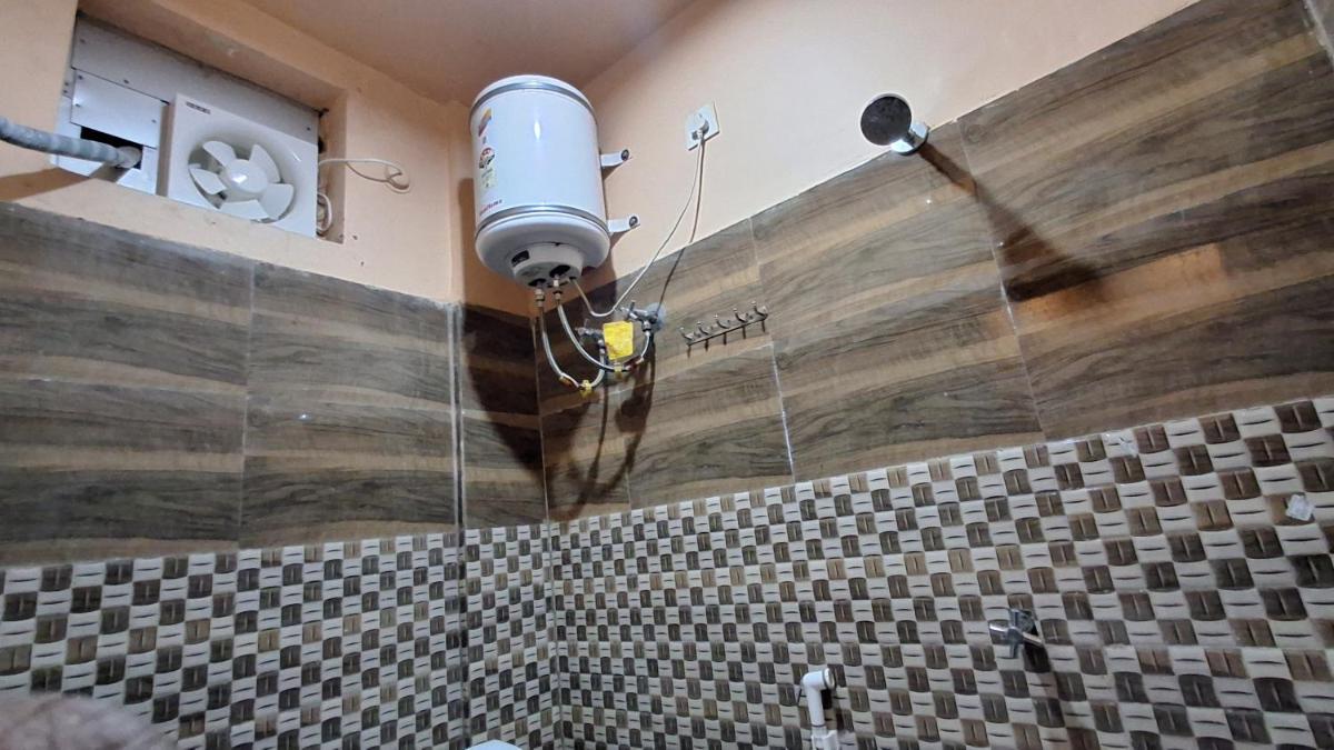 Shree Balaji Paying Guest House - Housity