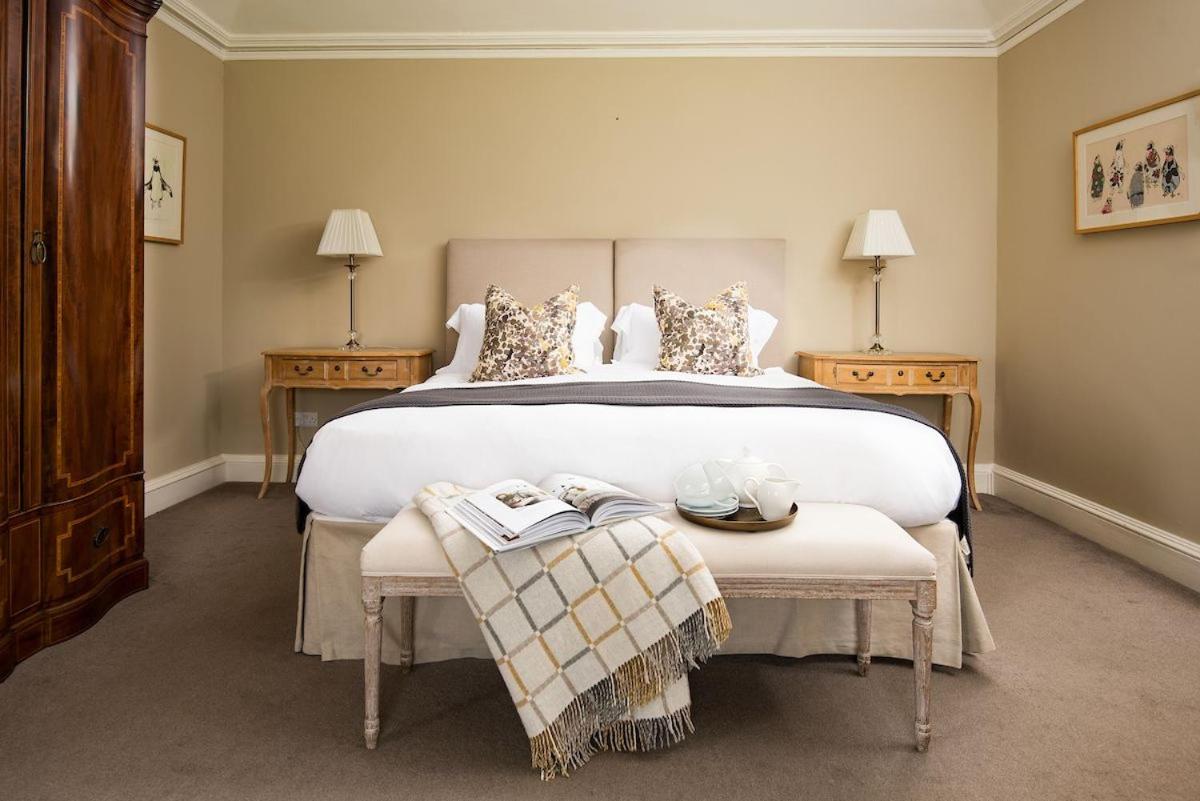 Seaview House - Housity