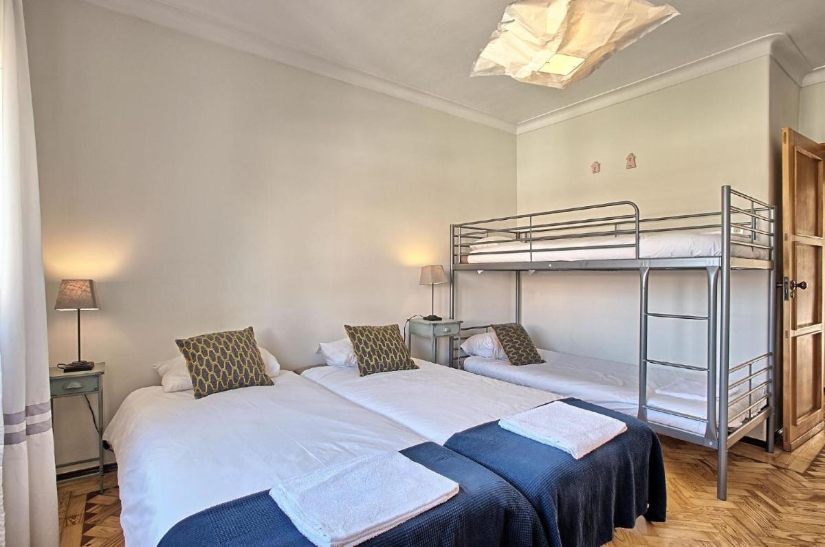 Studio für 17 Personen und 1 Kind in Lissabon - Housity