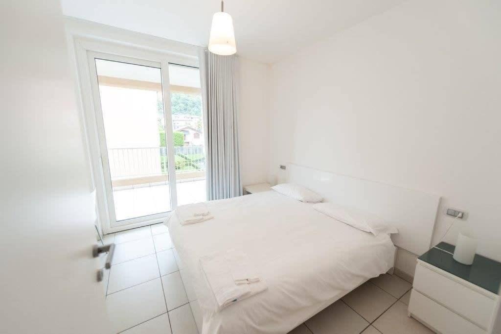 Modern 3 bedroom apartment on Lake Maggiore - Housity