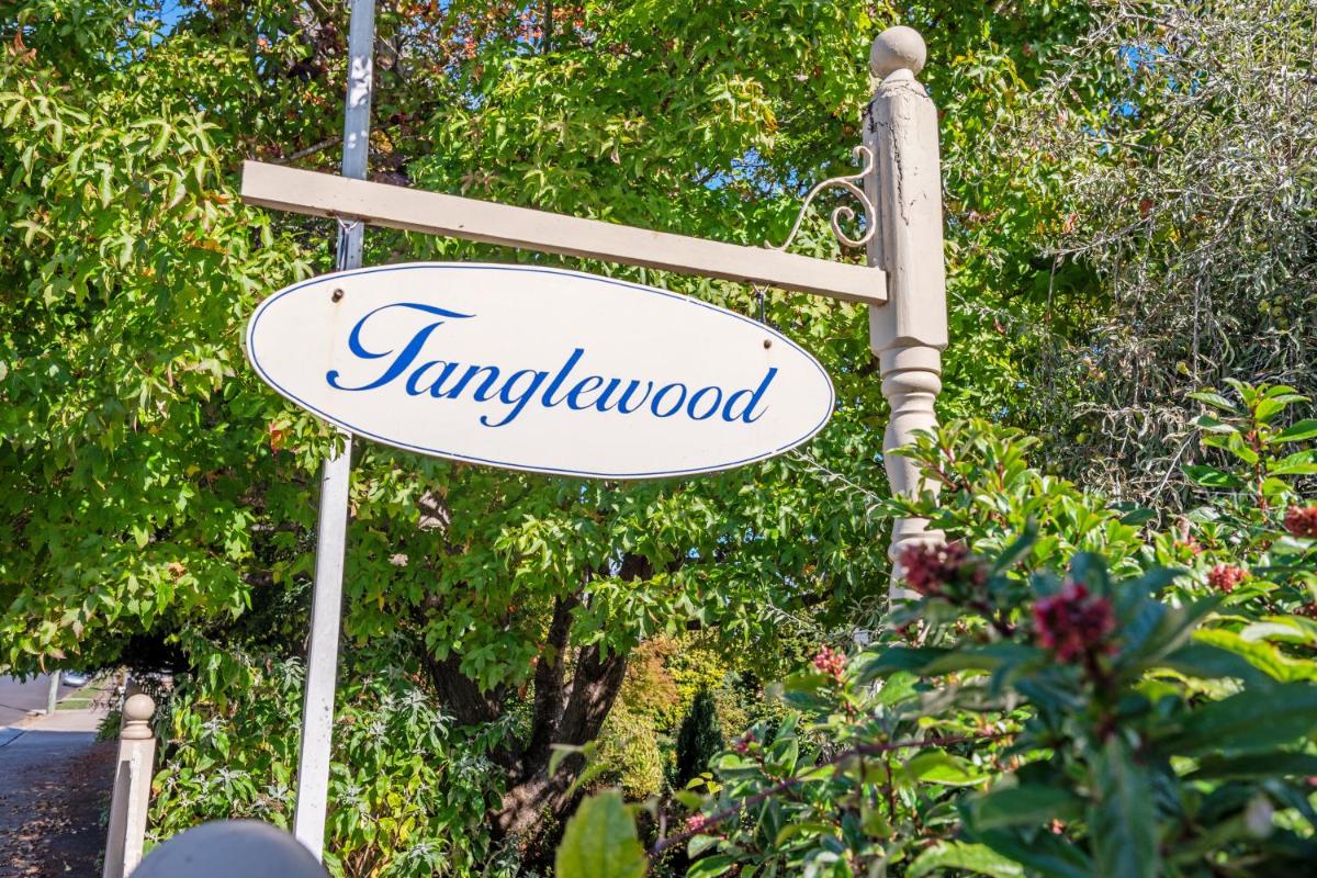 Tanglewood House, Sheffield Tasmania - Housity