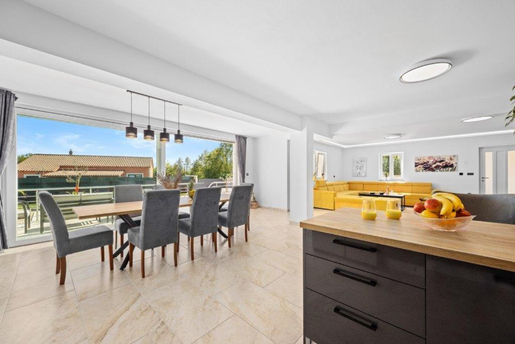 Villa Camelie - Housity