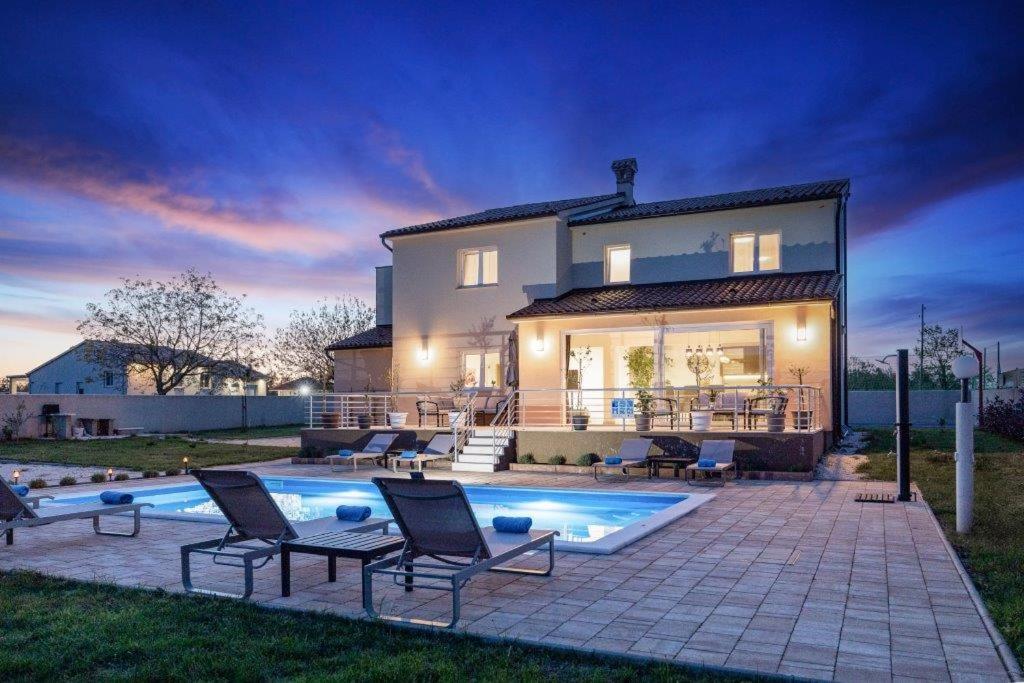 Villa Camelie - Housity
