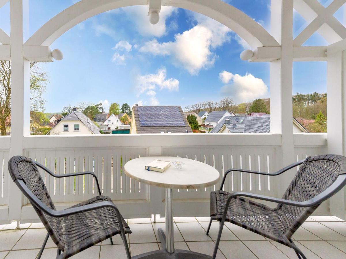 Villa Dornbusch in Binz - WG08 mit Balkon, WLAN und Tiefgarage - Housity