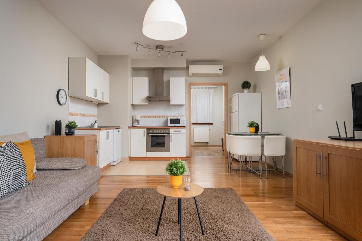 Central Passage Apartments by Vagabond - Housity