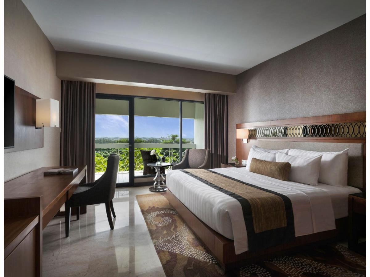 Royal Ambarrukmo Yogyakarta - Housity