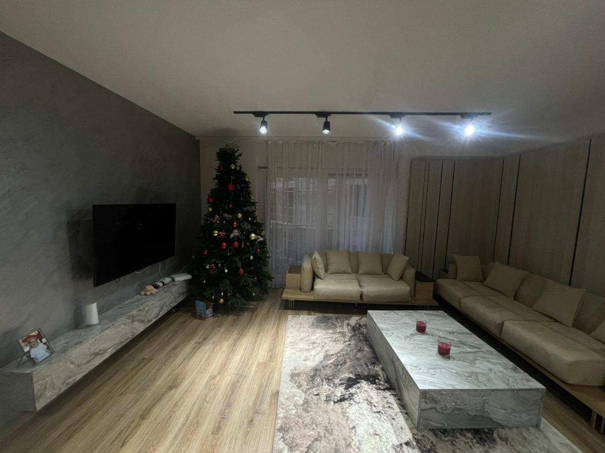 Prishtina Apartment - Housity