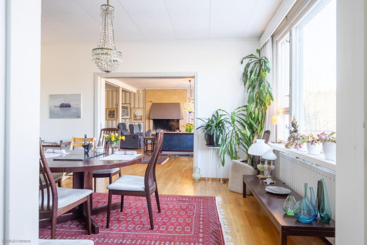 Lindallén Guest House - Housity