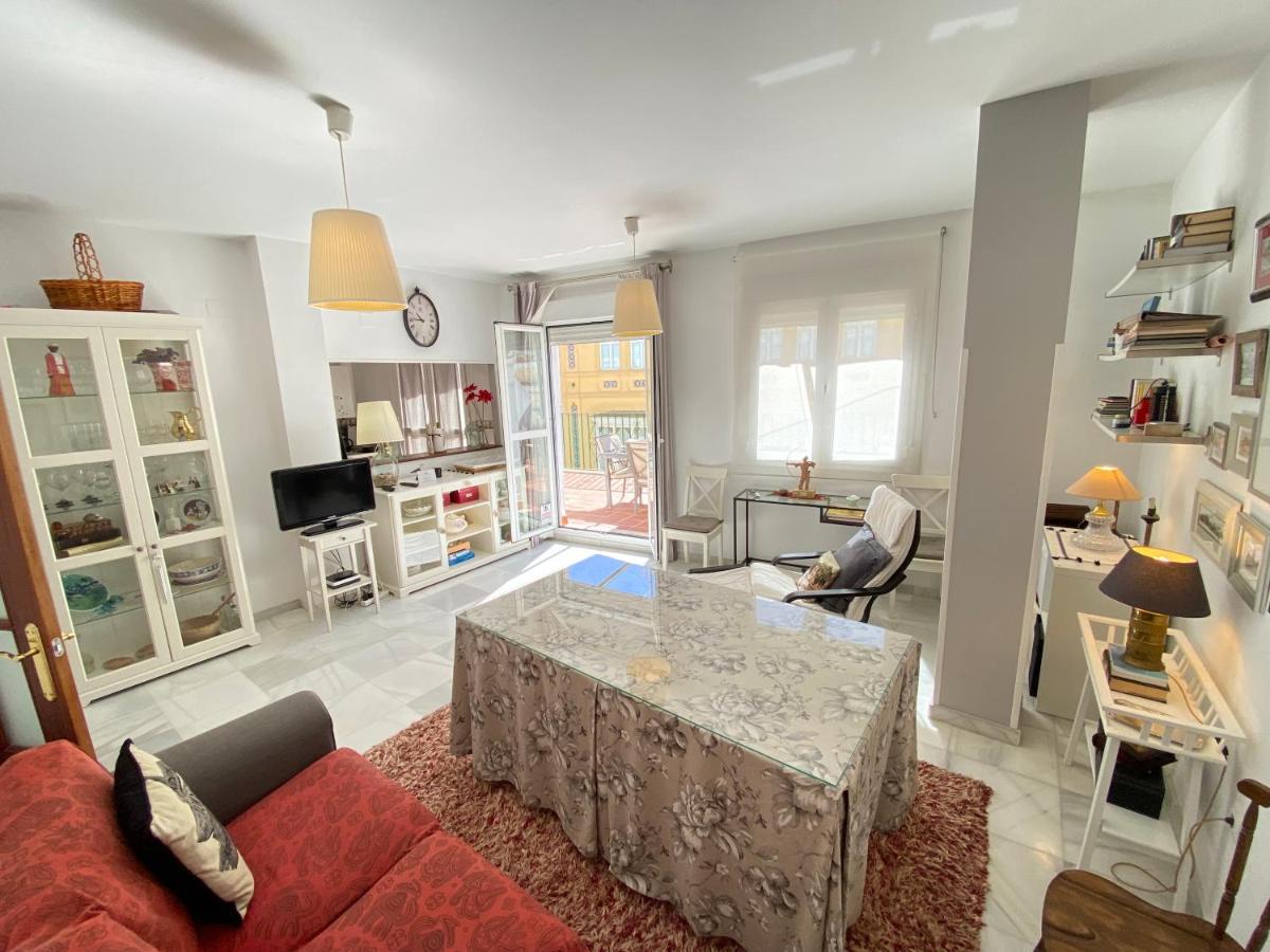 MAGNÍFICO ÁTICO PLENO CENTRO. Terraza 60m. Climatizado, Garaje - Housity