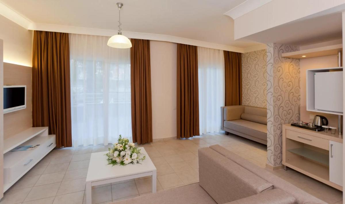 Club Mermaid Village - Housity