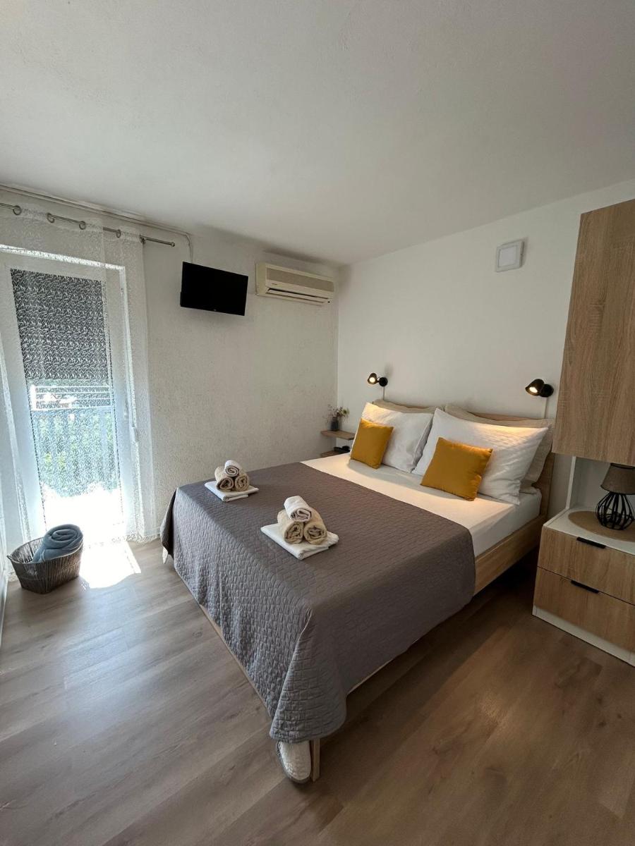 Villa Dražana - Housity