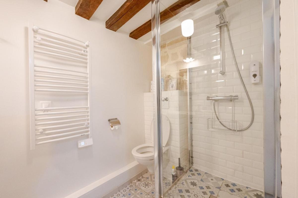 Suitetrails - Superb tiny house in heart of Paris 1st!