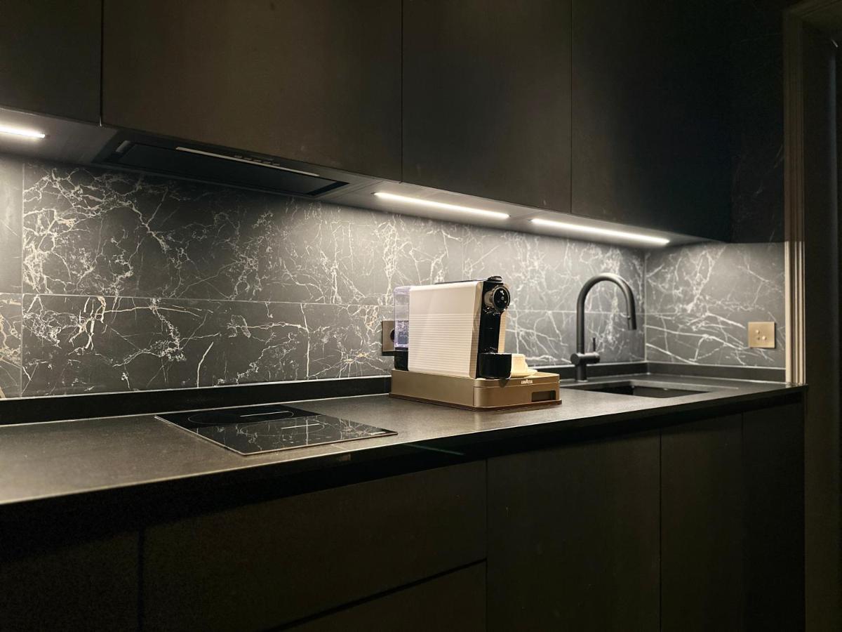 Una cocina o zona de cocina en Casa Faraona Luxury Residences