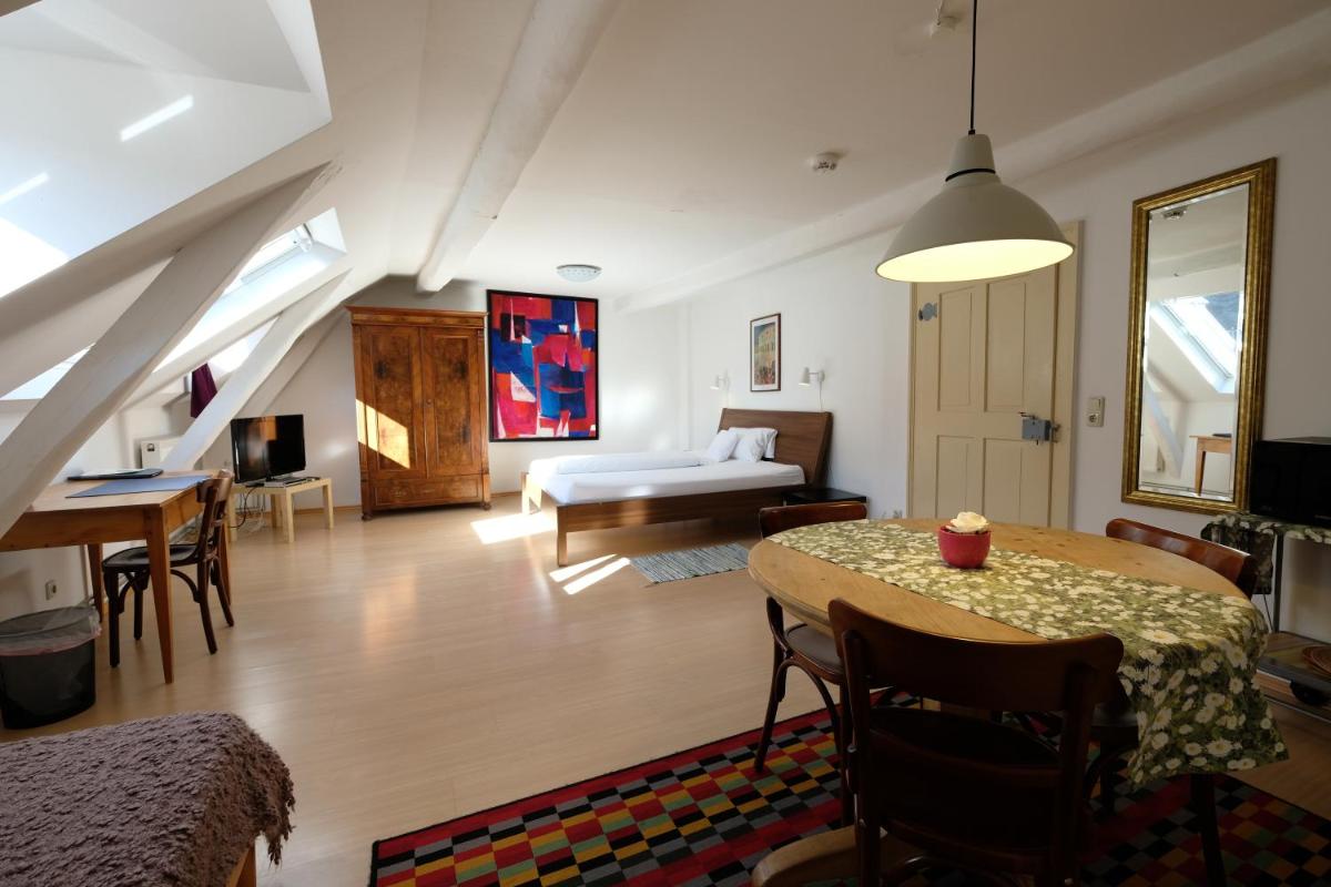 Elisabeth Apartments - Housity