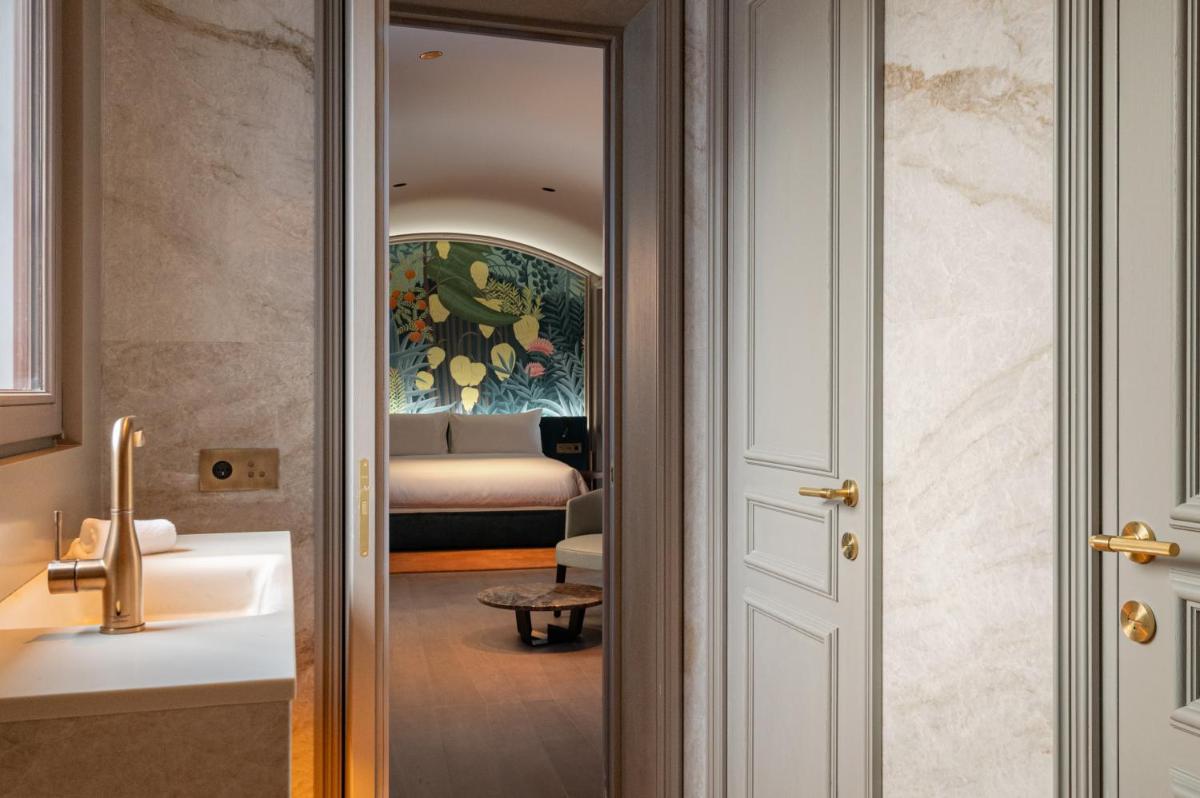 Un baño de Casa Faraona Luxury Residences