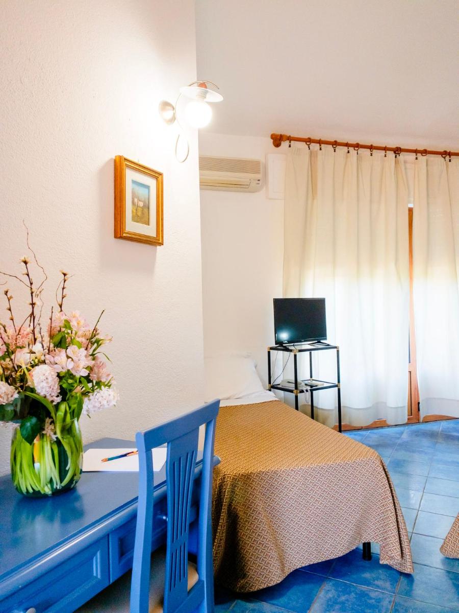 Hotel Donatella - Housity
