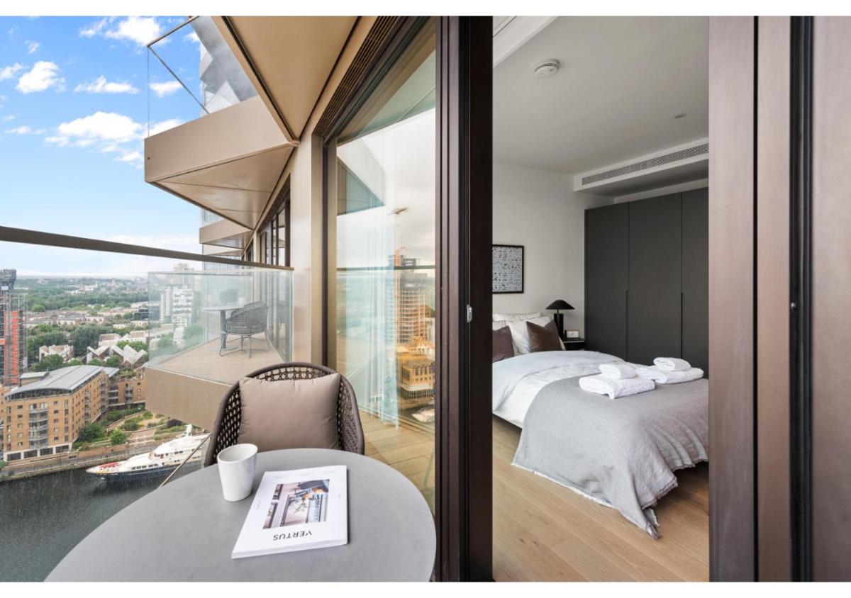 Elegant and Modern Apartments in Canary Wharf right next to Thames - Housity